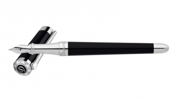 Liberté Black Laquer fountain pen * S.T. Dupont