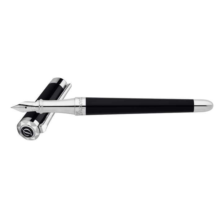 Liberté Black Laquer fountain pen * S.T. Dupont