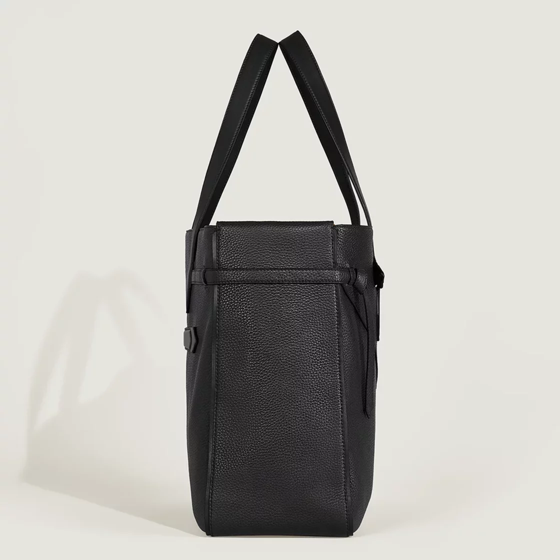 223265 Montblanc Envelope Horizontal Tote Bag, Grain Leather Black