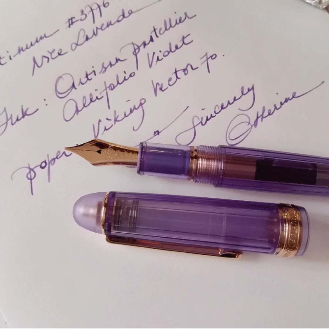 #3776 Century Nice Lavende * Platinum