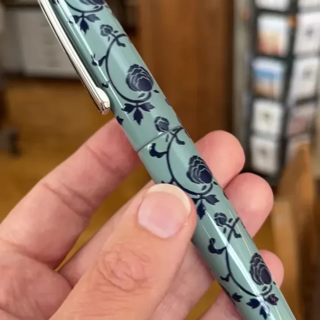 WPic. Ama Iro Blue Roses II Writer Piccolo Fountain Pen * Nakaya