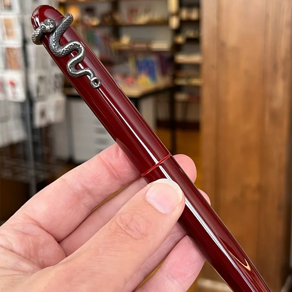 CL. Aka-tamenuri Cigar Long Fountain Pen,  Fumigated Snake Stopper * Nakaya