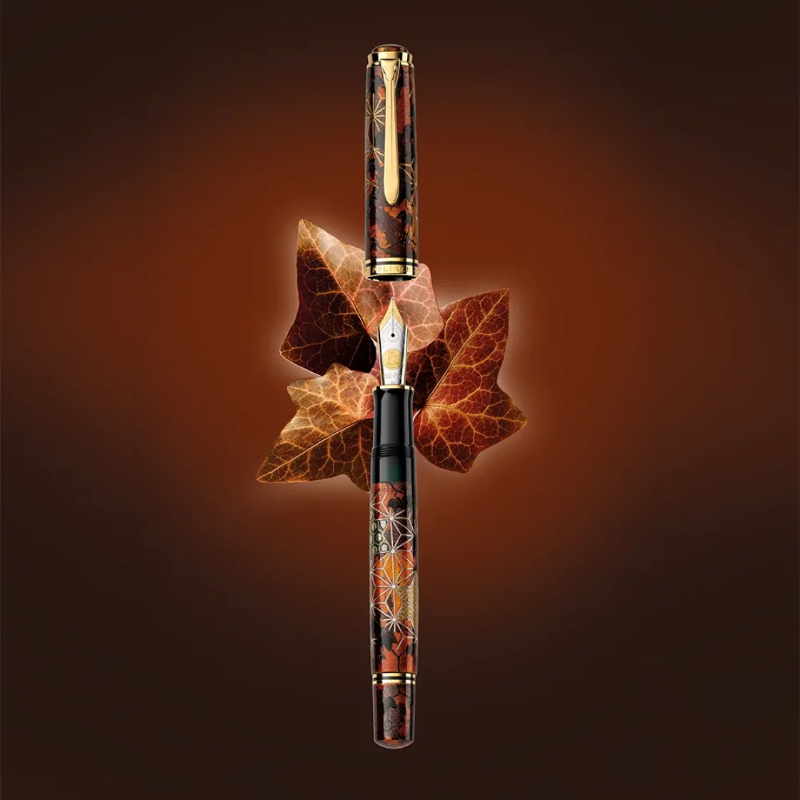Pelikan Maki-e Ivy and Komon